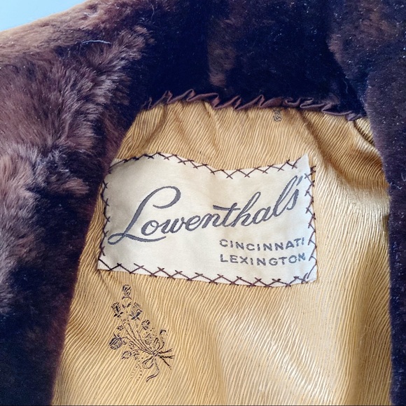 Vintage 1950s Lowenthals fur coat - Picture 11 of 14